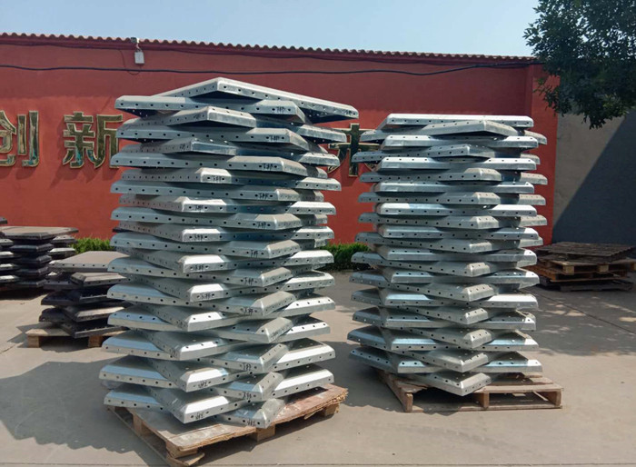 熱浸鍍鋅鋼板水箱和噴塑鋼板水箱的區(qū)別