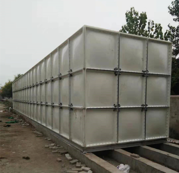 玻璃鋼水箱能裝熱水嗎？