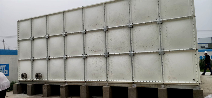 自己可以維修玻璃鋼水箱嗎？