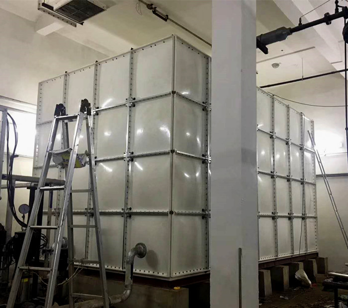 搬運(yùn)玻璃鋼水箱時(shí)要注意什么？