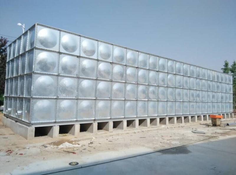 鍍鋅水箱與其它產(chǎn)品相比有什么不同？