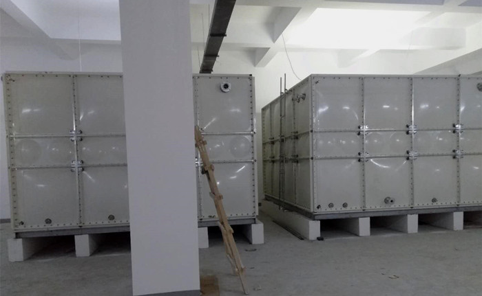 玻璃鋼水箱為什么大都采用方形的呢？