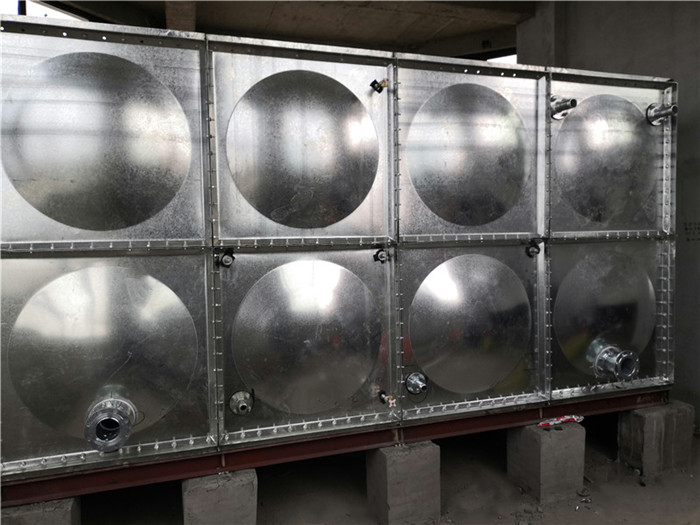 我們怎樣去掉鍍鋅水箱內(nèi)部污垢