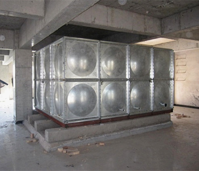 鍍鋅水箱安裝時不打底座基礎會帶來什么隱患？