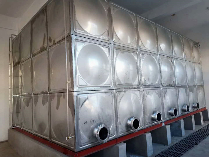 制作不銹鋼水箱，內(nèi)部構(gòu)造應(yīng)注意哪些細(xì)節(jié)？