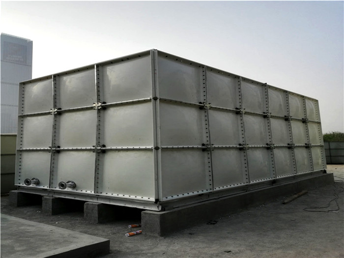 拼裝玻璃鋼水箱安裝問題