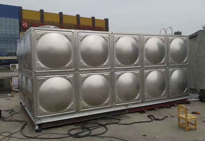 不銹鋼水箱為什么要做成圓形凸起？