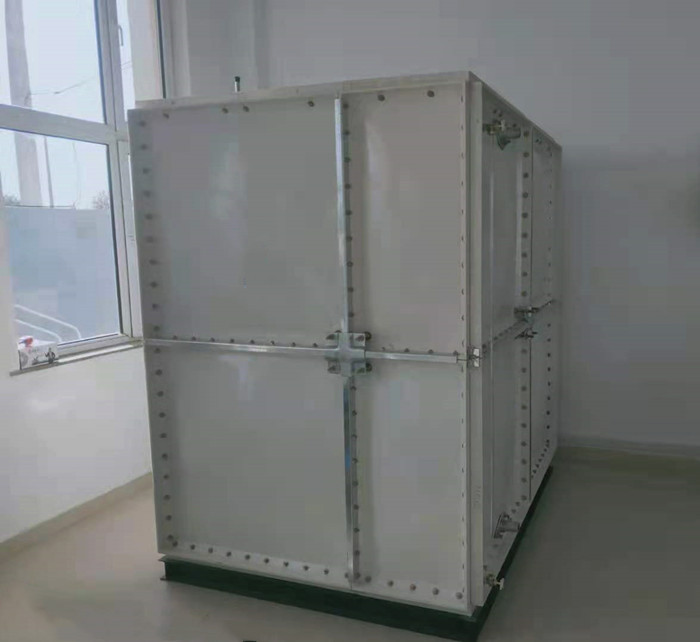   高溫玻璃鋼水箱具有哪些長(zhǎng)處？